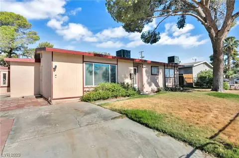 69 Maya St, Las Vegas, NV 89110