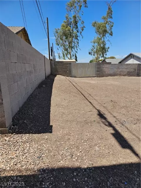 1501 Price St, Henderson, NV 89011