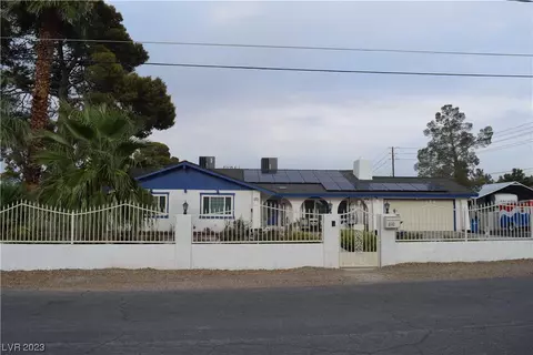 1224 Smith St, Las Vegas, NV 89108