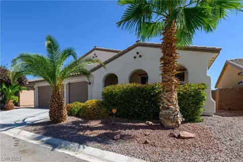 5625 E Ailanto Ave, Pahrump, NV 89061