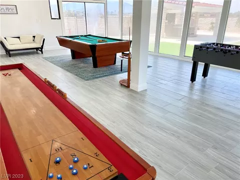 6740 W Oquendo Rd, Las Vegas, NV 89118