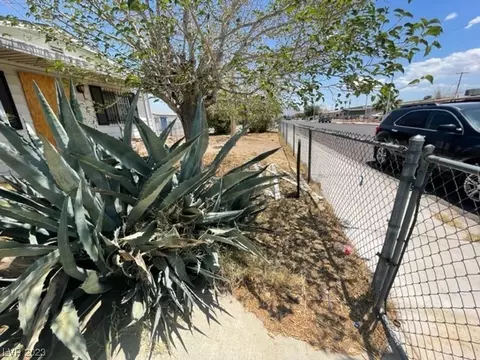 1304 Gold Ave, Las Vegas, NV 89106