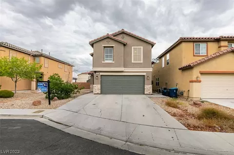 16 Harbor Pines Ct, Las Vegas, NV 89183