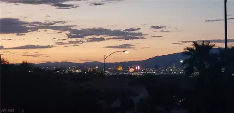 2104 Savannah River St, Henderson, NV 89044