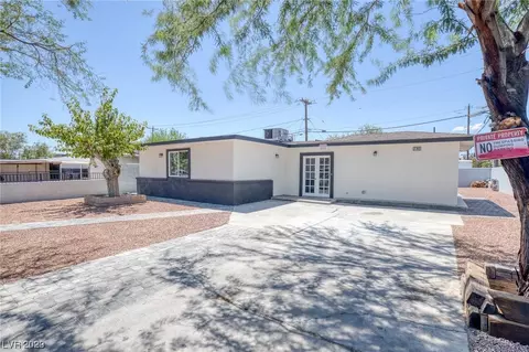 2745 Salt Lake St, North Las Vegas, NV 89030