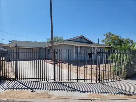 309 Gardenia Ln, Las Vegas, NV 89107