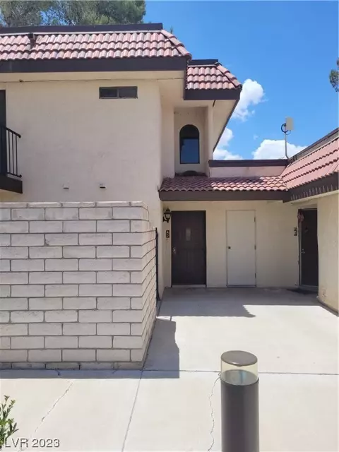 821 E Bourbon St #A2, Pahrump, NV 89048