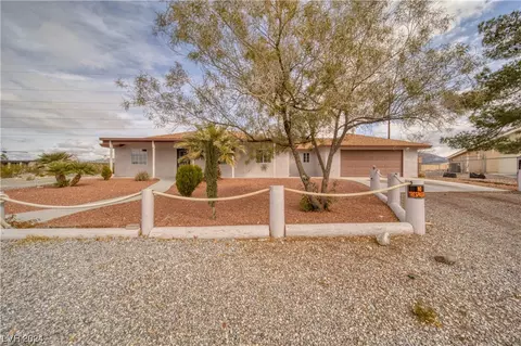 3210 Havasu St, Pahrump, NV 89048
