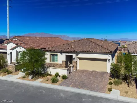 7358 Hadnot St, Las Vegas, NV 89166