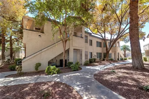 5216 Mandalay Springs Dr #101, Las Vegas, NV 89120