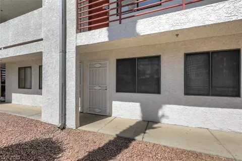 1361 E University Ave #102, Las Vegas, NV 89119