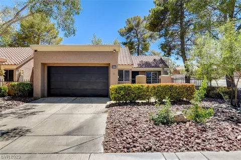 8621 Willowrich Dr, Las Vegas, NV 89134