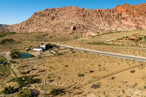 Sandstone Drive, Las Vegas, NV 89161
