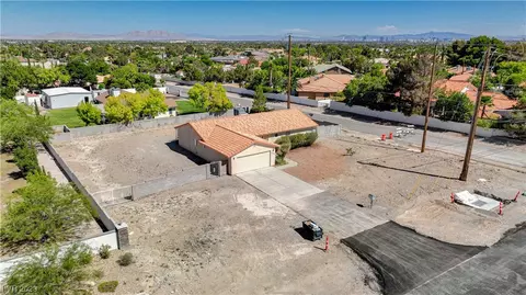 5720 N El Capitan Way, Las Vegas, NV 89149