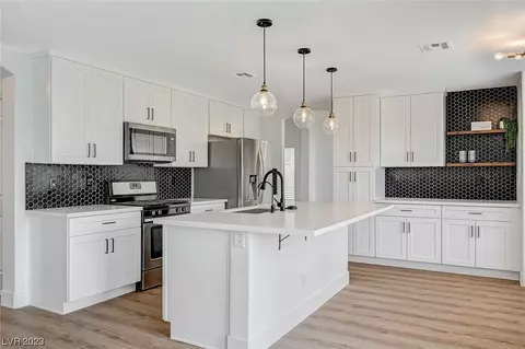 2156 Starline Meadow Pl, Las Vegas, NV 89134