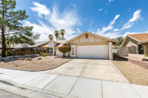 4749 Hackamore Dr, Las Vegas, NV 89103