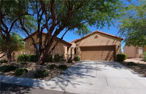 2310 Sandstone Cliffs Dr, Henderson, NV 89044