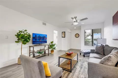 1933 Scimitar Dr #0, Henderson, NV 89014