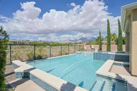 10737 Elk Lake Dr, Las Vegas, NV 89144