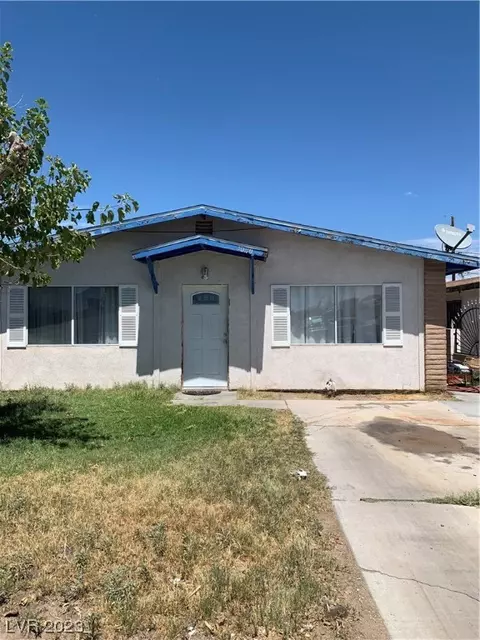1000 W Bartlett Ave, Las Vegas, NV 89106