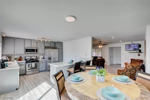 5613 Deodar Dr, Las Vegas, NV 89108