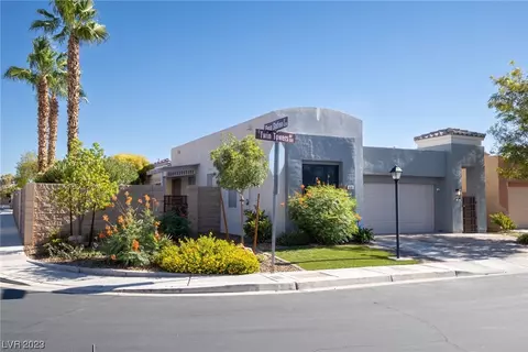 114 Twin Towers Ave, Las Vegas, NV 89123