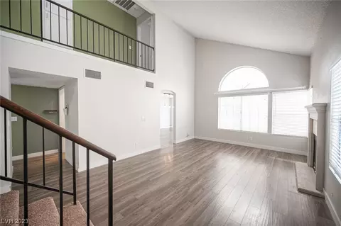 6805 Midpark Cir, Las Vegas, NV 89145