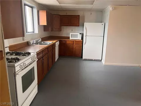 21 Avenue B, Mcgill, NV 89318 photo 2
