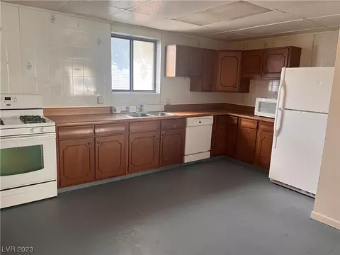 21 Avenue B, Mcgill, NV 89318 photo 3