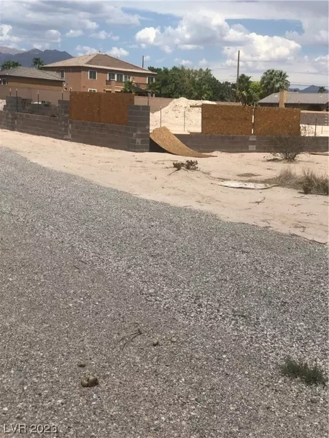 5802 Smithsonian Way, Las Vegas, NV 89130