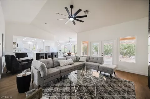 9036 Litchfield Ave, Las Vegas, NV 89134