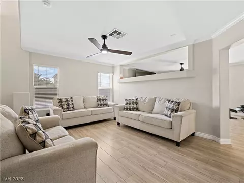7673 Starshell Point Ct, Las Vegas, NV 89139