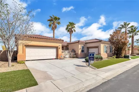 7938 Elk Mountain St, Las Vegas, NV 89113