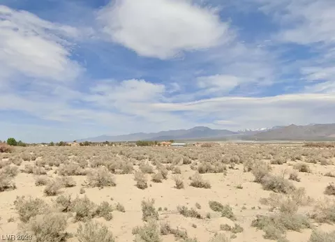 3930 E Toucan Ct, Pahrump, NV 89048
