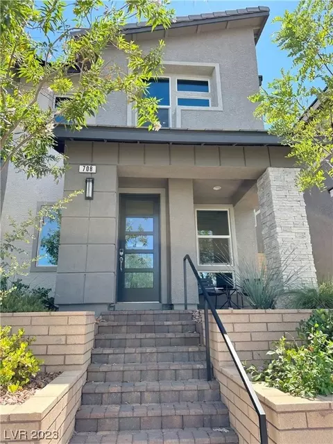 708 N Water St, Henderson, NV 89015