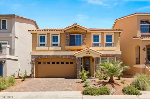9758 Hawk Crest St, Las Vegas, NV 89141