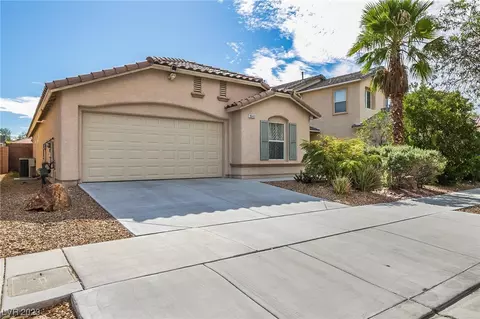 8640 Painted Horseshoe St, Las Vegas, NV 89131