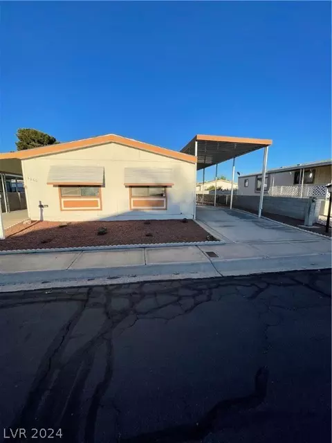 3066 Chimayo Ln, Las Vegas, NV 89122