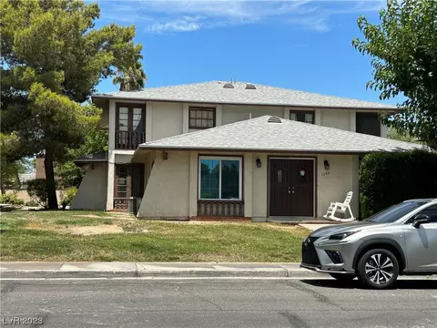 1386 Lorilyn Ave #4, Las Vegas, NV 89119