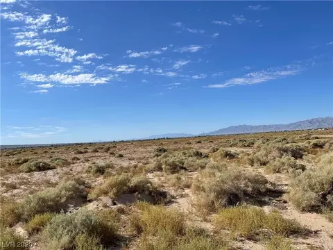 6431 Edleen Pl, Pahrump, NV 89060