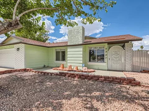 5327 Lamoille Cir, Las Vegas, NV 89120