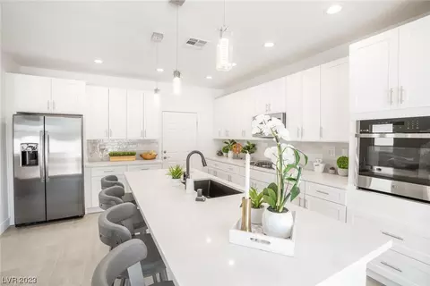 3921 Wesvan Ct, Las Vegas, NV 89121