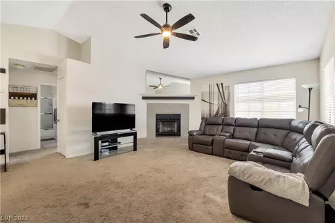 5375 Shake Ct #203, Las Vegas, NV 89122