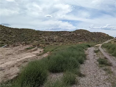318 Hollow Ln, Panaca, NV 89042 photo 5
