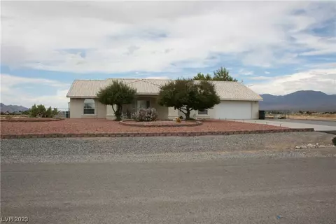 360 E Hickory St, Pahrump, NV 89048