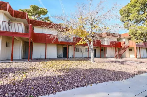 5400 Swenson St #32, Las Vegas, NV 89119