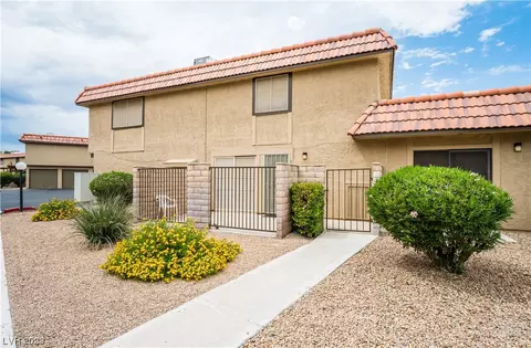 689 Pepper Tree Cir, Henderson, NV 89014