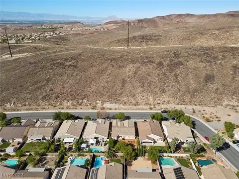 2109 Arpeggio Ave, Henderson, NV 89052