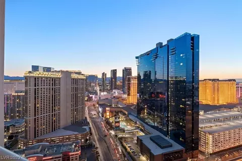 125 E Harmon Ave #2921, Las Vegas, NV 89109