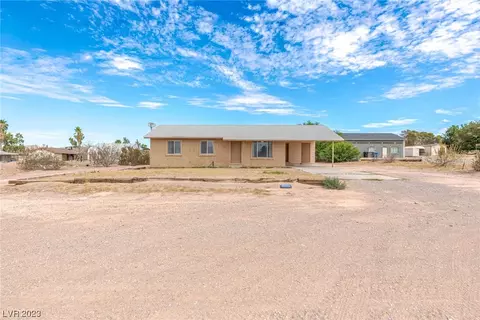 1360 Whipple Ave, Logandale, NV 89021